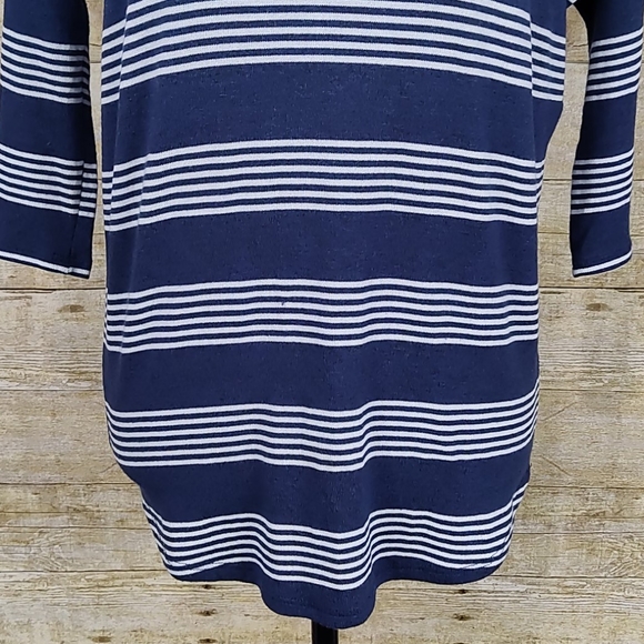 Market & Spruce Careen V-Neck Dolman Knit Top - Picture 4 of 9